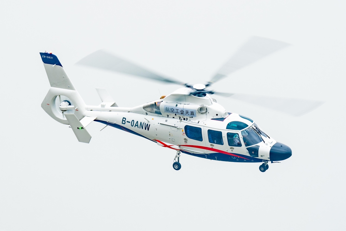 AC312E进行飞行预演。摄影：岳书华